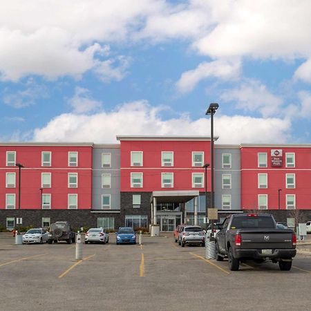 Best Western Plus Airport Inn & Suites Saskatoon Exterior foto