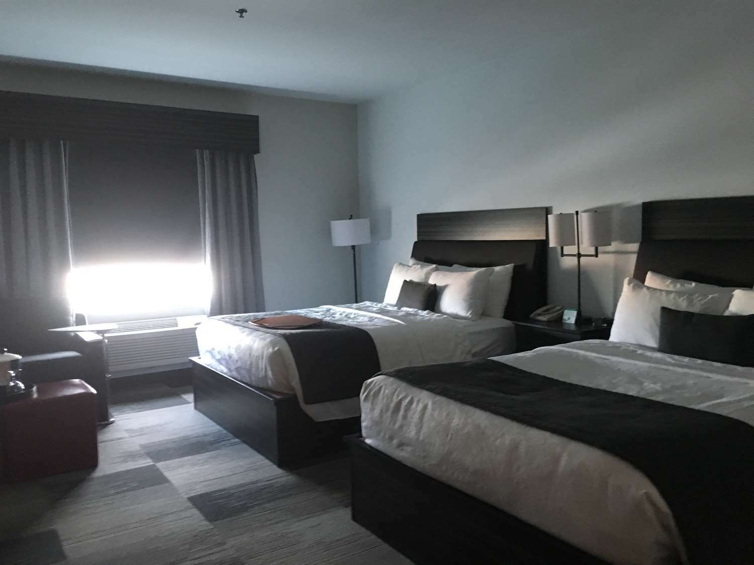 Best Western Plus Airport Inn & Suites Saskatoon Exterior foto
