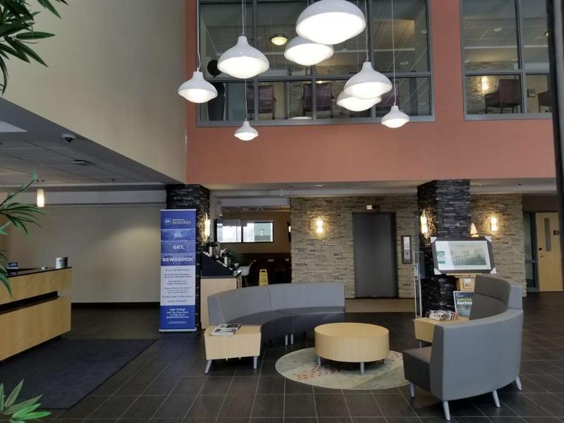 Best Western Plus Airport Inn & Suites Saskatoon Exterior foto